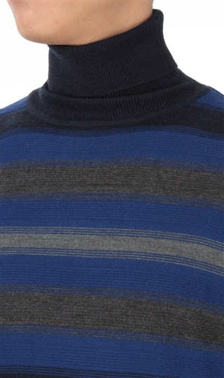《Biella Yarn使用》《グラデーション》タートルネックセーター3