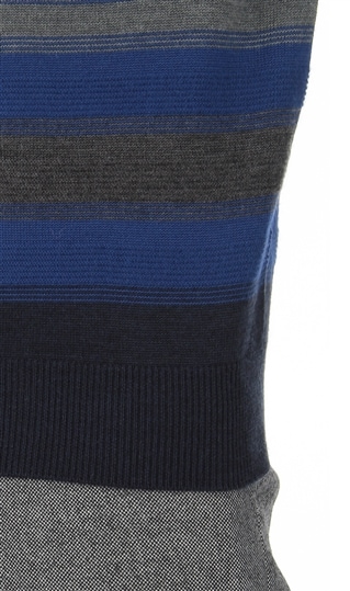 《Biella Yarn使用》《グラデーション》タートルネックセーター4