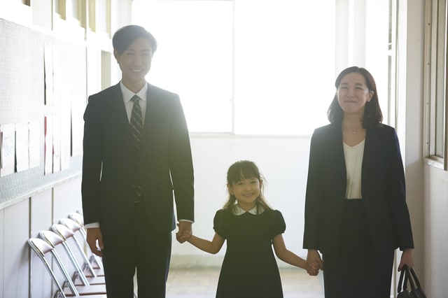 学校見学・説明会での服装の注意事項