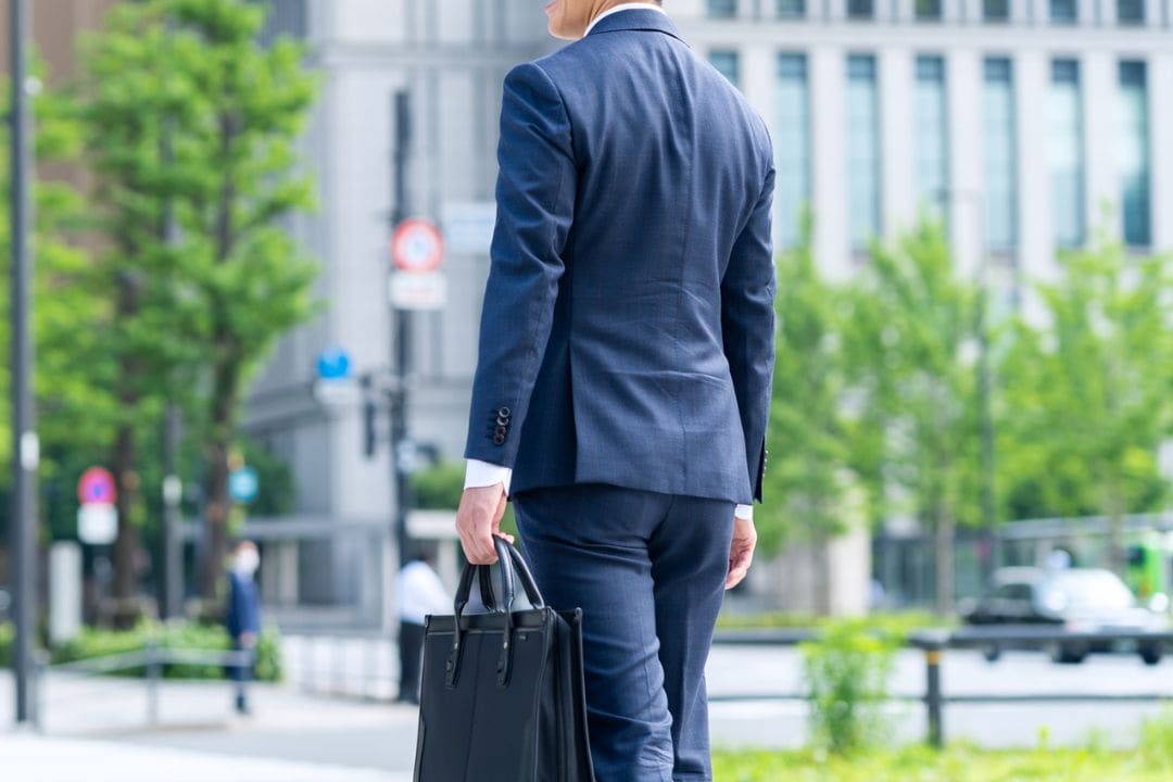 ベントとは？センターベントとサイドベンツの違いや選び方を紹介 