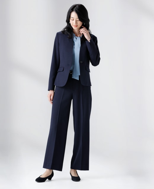 美ジ楽(ビジラク/びじらく)スーツ ネイビー 着用イメージ