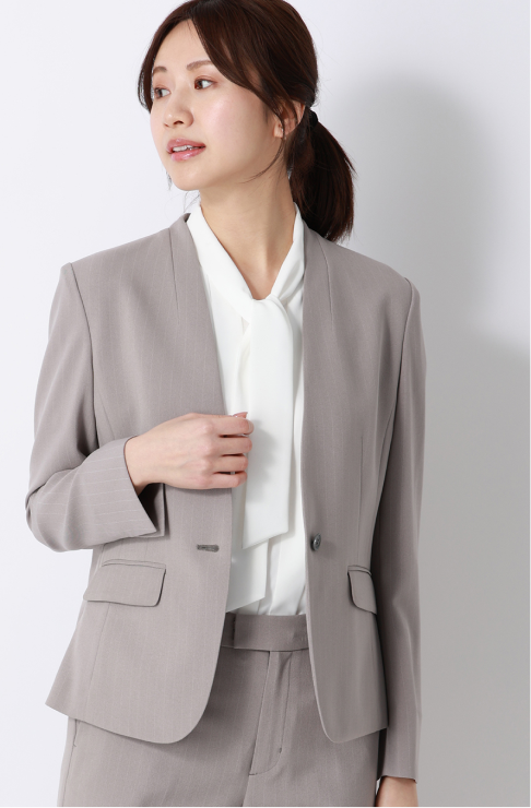 美ジ楽(ビジラク/びじらく)スーツ ネイビー 着用イメージ