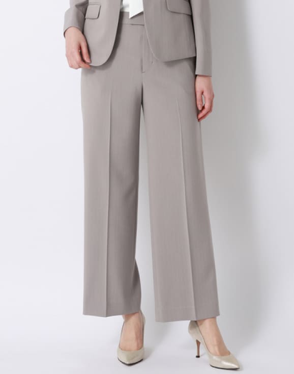 美ジ楽(ビジラク/びじらく)スーツ ネイビー 着用イメージ