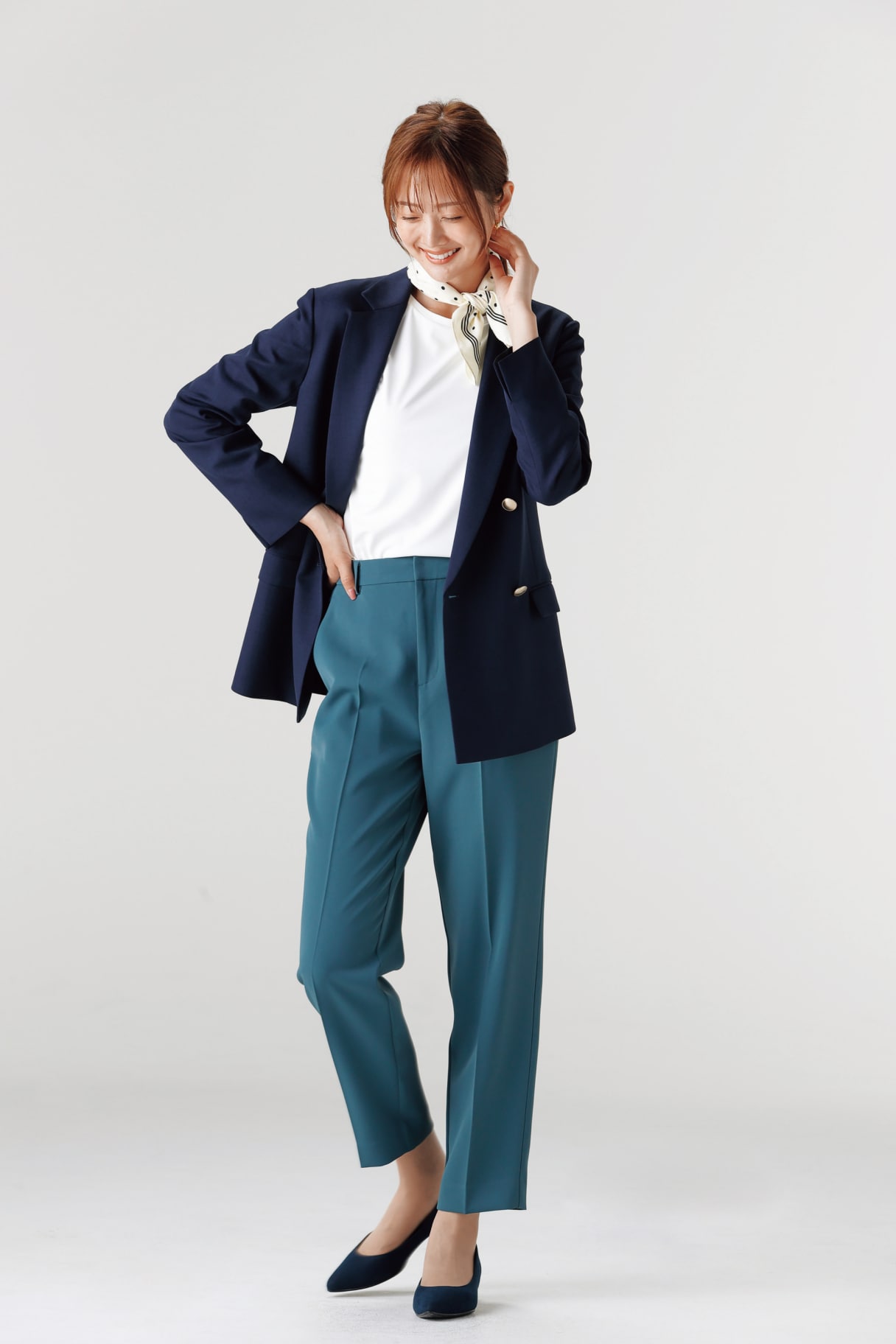 紺ブレザーの着回し例