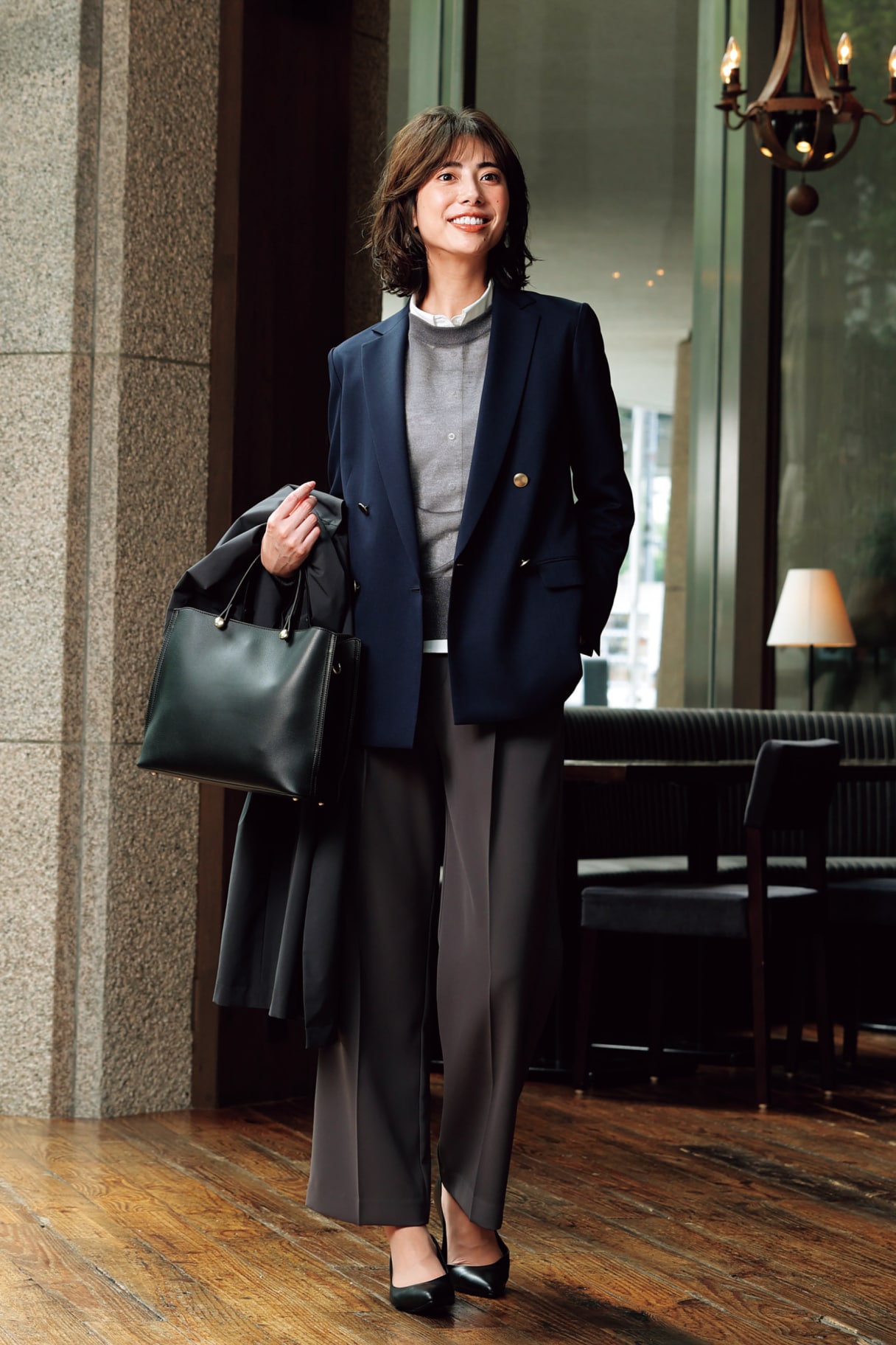 紺ブレザーの着回し例