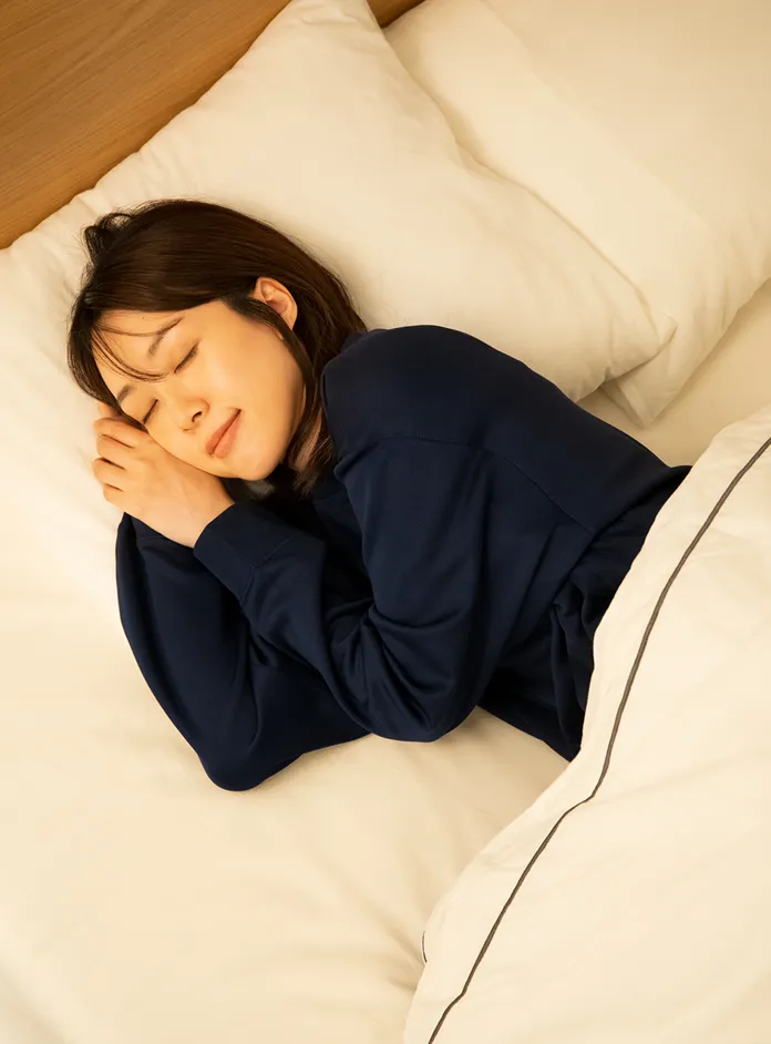 寝る時も