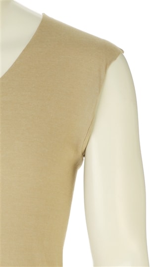 ノースリーブVネックインナーシャツ【カットオフ(R)】（YV1519M41） | YG | 紳士服・スーツ販売数世界No.1 - 洋服の青山