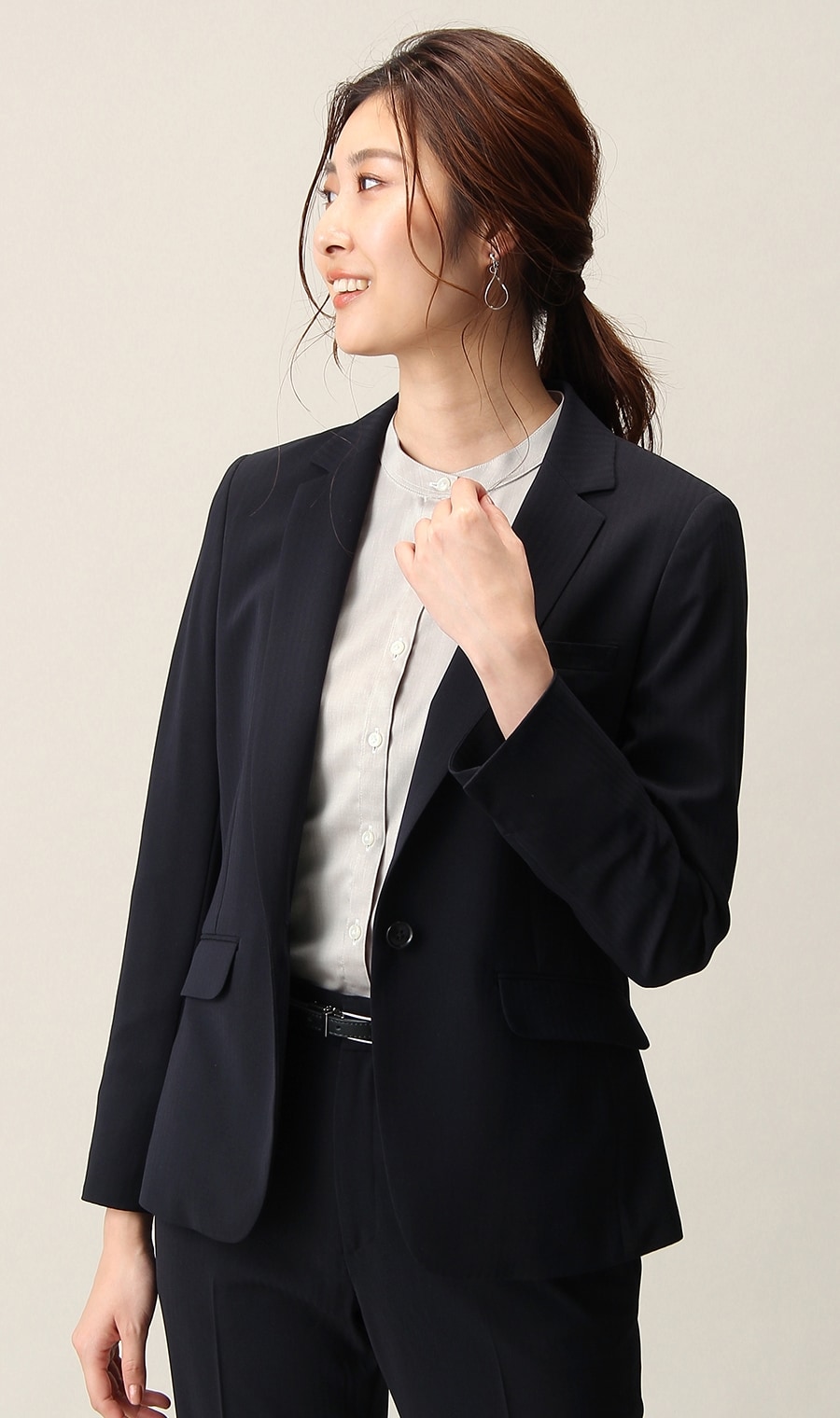 新製品 YUKI TORII スーツ、パンツ2枚セット セットアップ