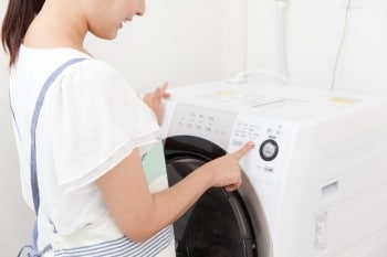 【本当に洗える？】ウォッシャブルスーツを自宅の洗濯機で洗う 