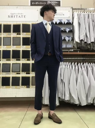 3ピーススーツコーディネート